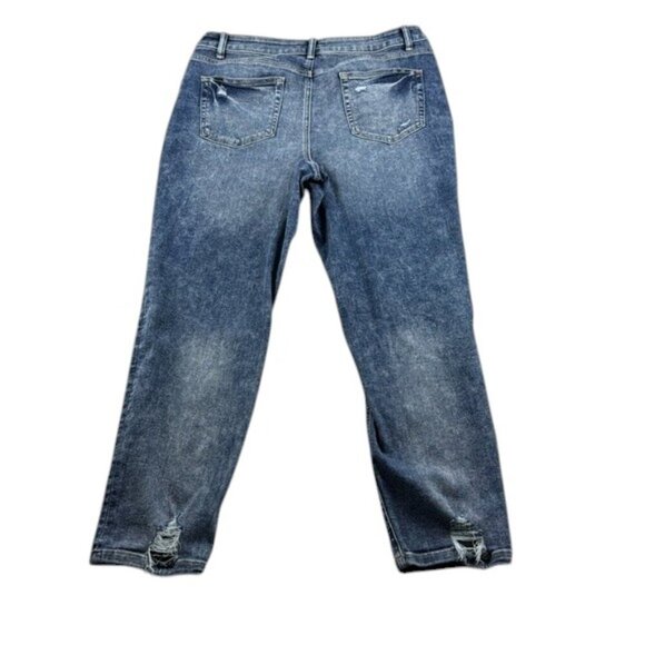 Maurices Jeans High Rise Boyfriend Distressed Button Fly Women's Size 14 - Picture 3 of 14